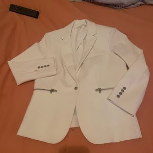 Veronica Beard Scuba Dickey Blazer size 6 white- NWOT never worn